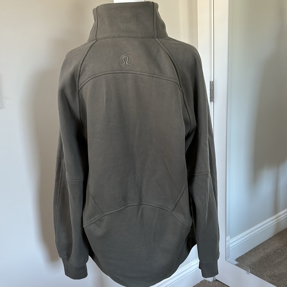 Lululemon oversized half zip sweatshirt- Olive - Picture 7 of 8